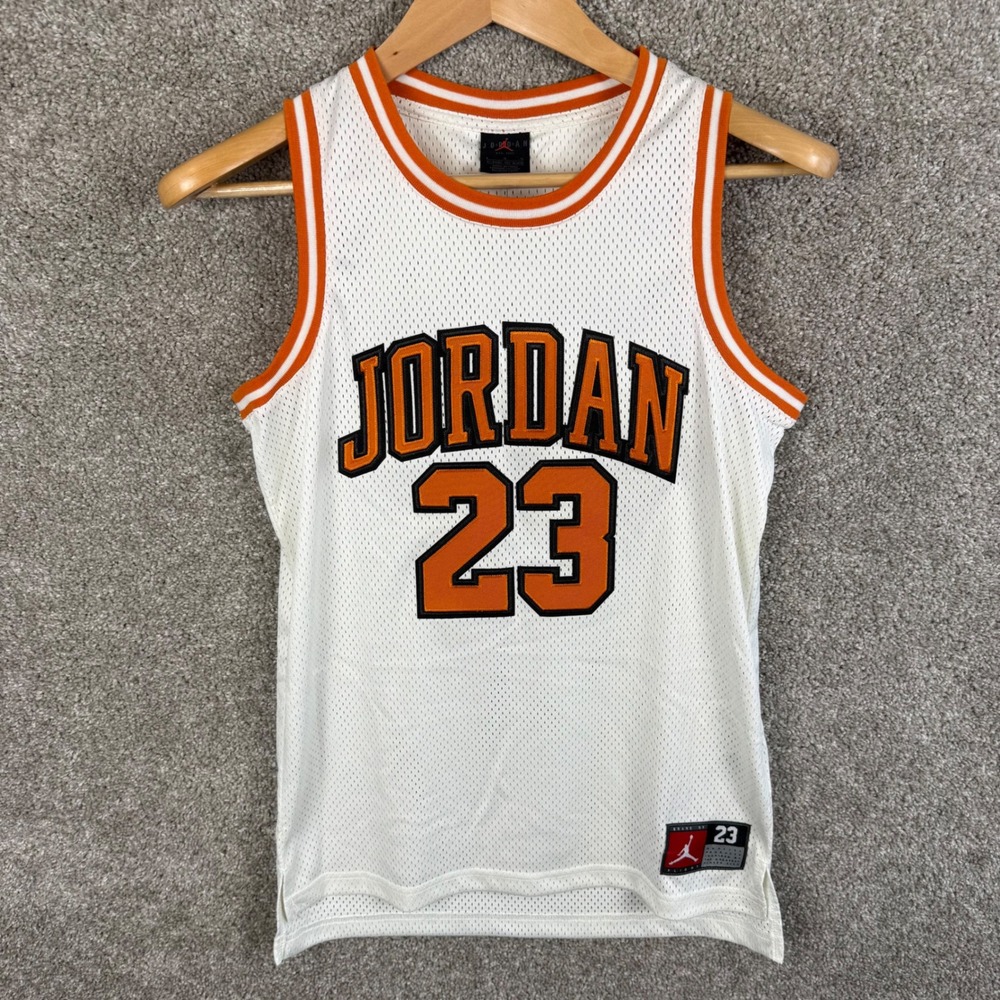 Jordan Boys 23 Basketball Jersey White Orange Youth Size Large 12 13 Years NEW - Picture 5 of 8